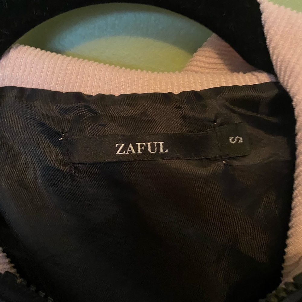 Jacket! - Picture 3 of 5